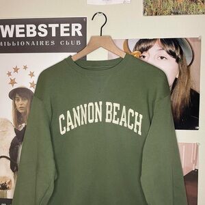 Cannon Beach Embroidered Light Green Crewneck